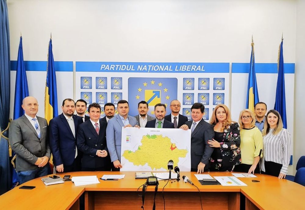 Arad: AUDIO VIDEO Gheorghe Falcă (PNL): așteptăm ca unii dintre competitori să ne devină parteneri (...) întindem o mână către USR