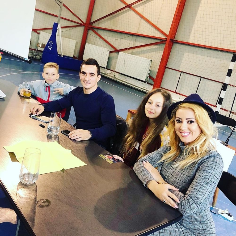 Reşiţa găzduieşte Naţionalele individuale de gimnastică ale juniorilor, Marian Drăgulescu a revenit la Reșița