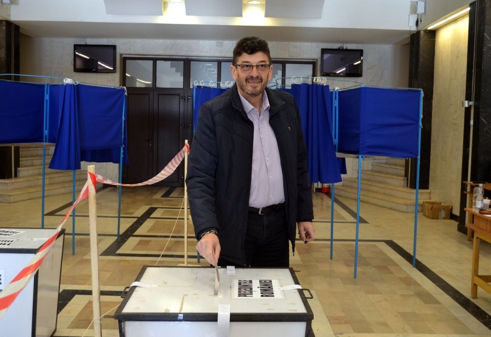 Matei Lupu, prefectul județului Caraș-Severin, a votat azi