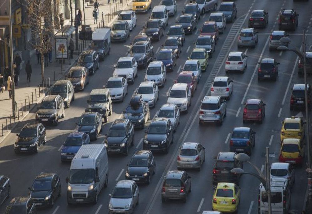  Șoferii din București au pierdut anul trecut aproape 10 zile blocați în trafic 