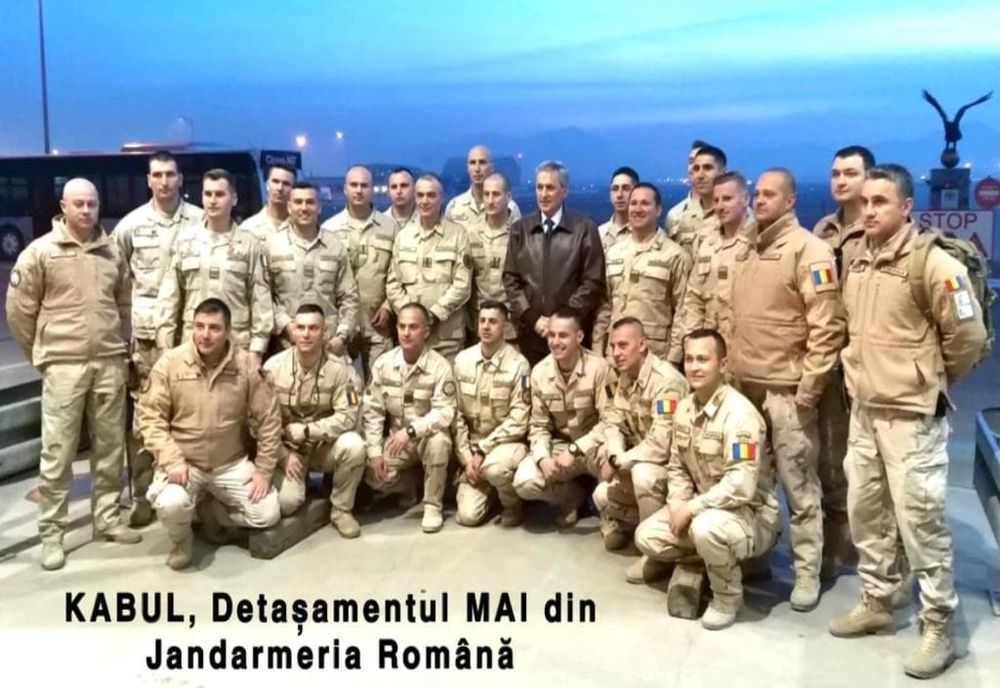 Ministrul de Interne Marcel Vela dezvăluie "Secretul din spatele gecii de piele"