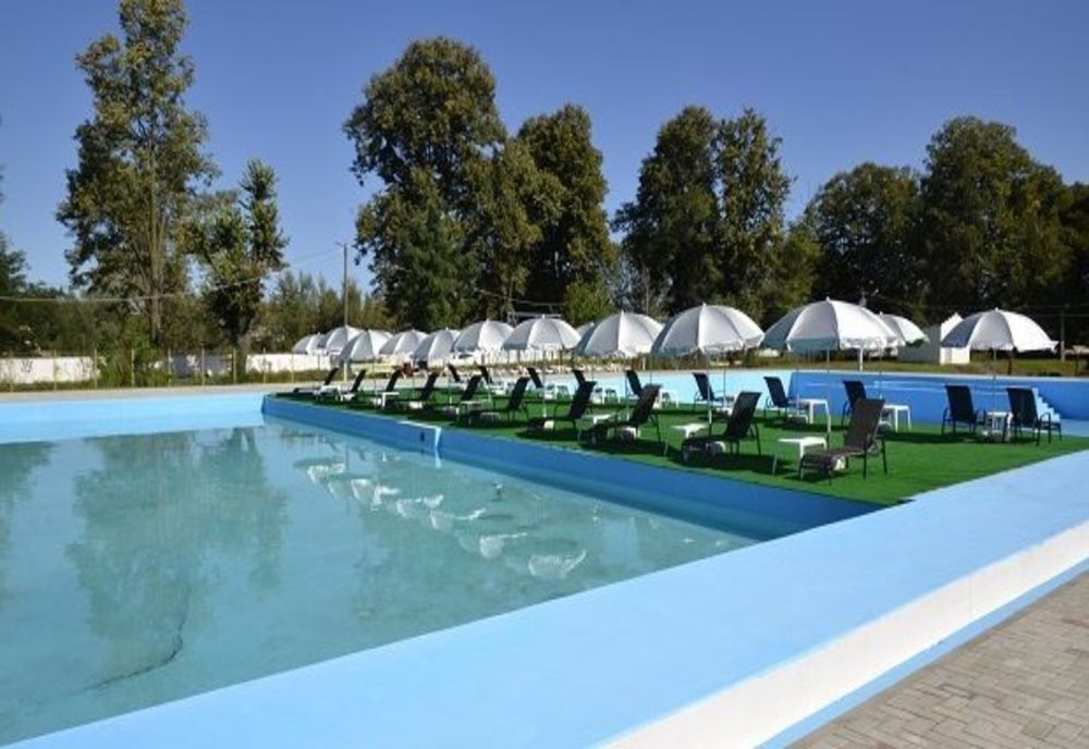 Se deschide ştrandul din Caransebeş