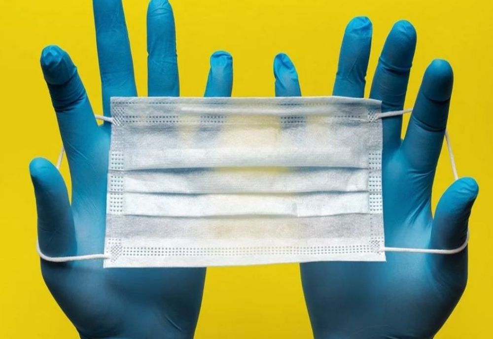 Purtarea măștii în aer liber rămâne obligatorie - sentința Curții Supreme