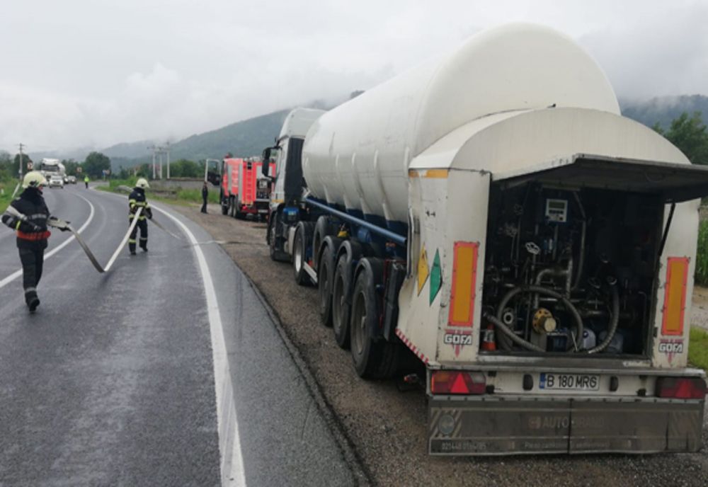 Cisternă cu oxigen lichid, implicată într-un accident