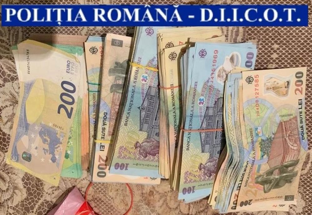 Percheziții într-un dosar de spălare de bani
