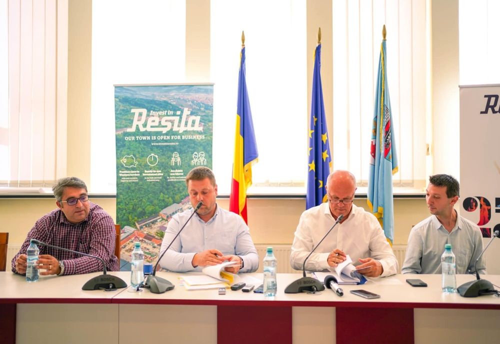 Două străzi din Reșița intră în reparații generale: reconfigurare generală,  rețele de canalizare și de iluminat public, parcări noi