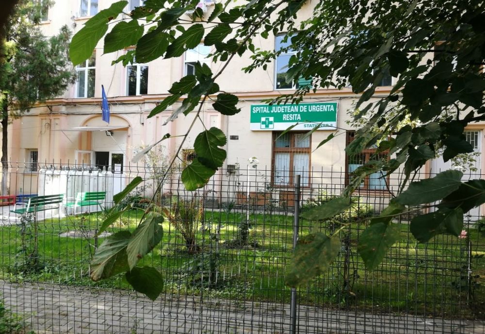 Adoptă un salon! Voluntarii finalizează renovarea Staţionarului 3 al Spitalului Judeţean de Urgenţă Reşiţa