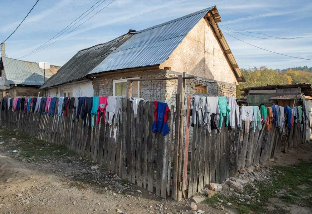 „Favelele” din Câlnic, în vizorul primăriei