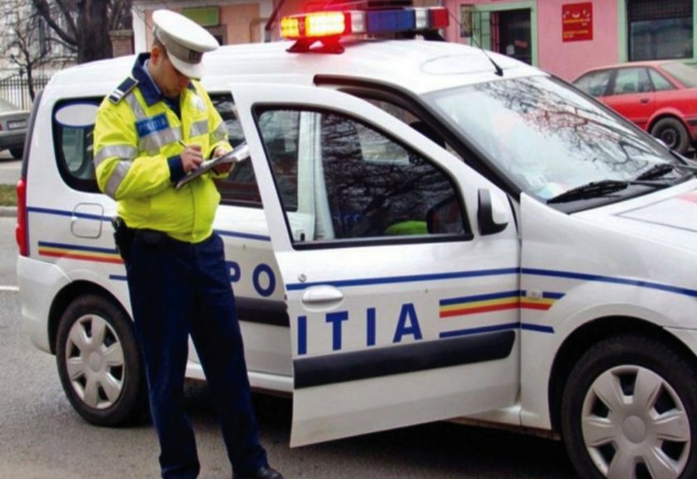 Reținut de polițiști după ce a lovit cu mașina un copil de cinci ani și a fugit de la locul accidentului. Nu are permis de conducere