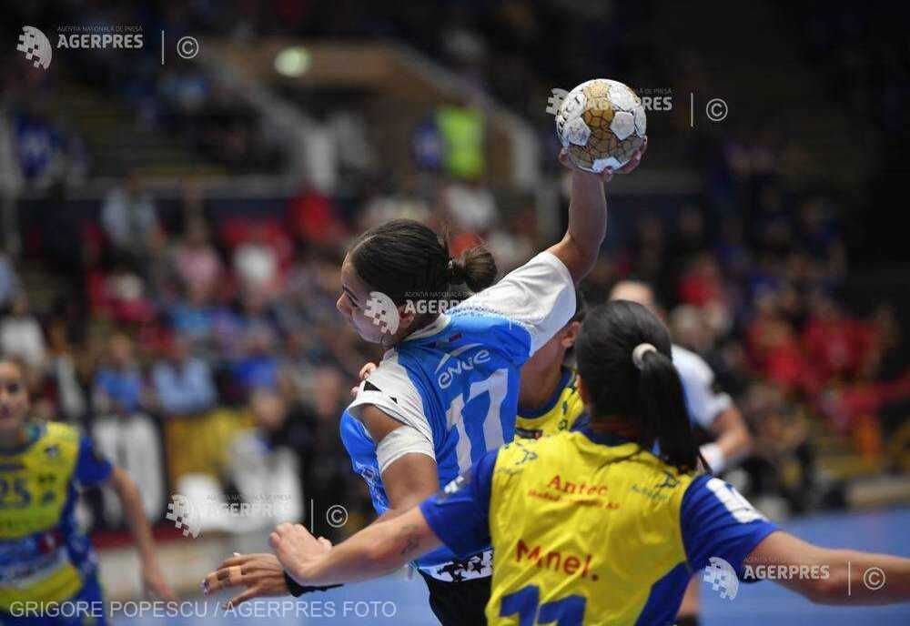 HANDBAL FEMININ: VICTORIE FĂRĂ EMOŢII PENTRU CSM BUCUREŞTI, ÎN LIGA CAMPIONILOR