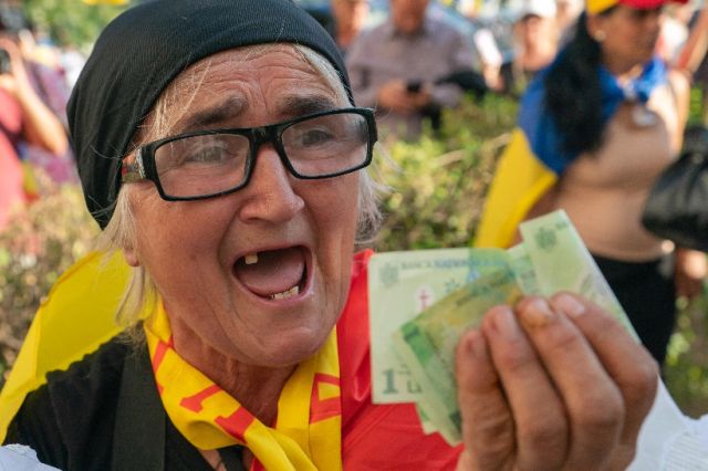 Recalcularea pensiilor, pe minus. Peste un milion de bătrâni au pensii mai mici de 1.400 de lei