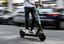 Incendiu devastator în Arad după explozia unei trotinete electrice puse la încărcat peste noapte