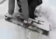 Deszăpezire cu europaleți la Băile Herculane, oamenii înjură autoritățile care i-au uitat VIDEO