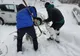 Taximetrist salvat de jandarmi pe Transalpina Banatului FOTO-VIDEO