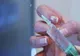  Cercetători români, aproape de un vaccin pentru coronavirus. Legătura cu noile terapii împotriva cancerului 