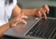 Tablete, laptopuri, camere web și alte echipamente IT pentru școlile din Reșița