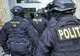 Fetiță de 14 ani, expolatată de proxeneți. Percheziții în dosar