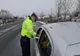 Sute de șoferi, sancționați în trafic. Depășirea vitezei legale, cea mai des întâlnită abatere pe șoselele din Caraș-Severin