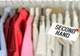 Un magazin second-hand oferă gratuit haine nevoiașilor din Reșița