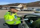Șoferițele, oprite în trafic de polițiștii cărășeni. De ce surpriză au avut parte