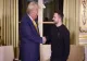 TRUMP ÎL PRIMEȘTE PE ZELENSKI LA CASA ALBĂ