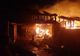 Incendiu teribil în vestul țării: trei gospodării  au fost cuprinse de flăcări și un om a fost rănit